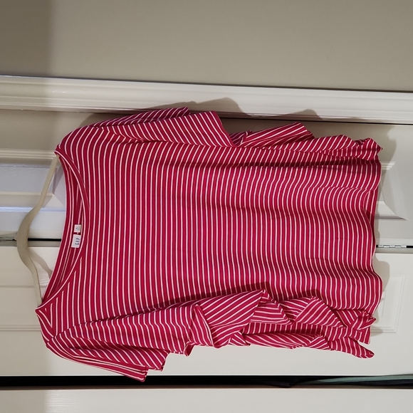 GAP Tops - Gap top